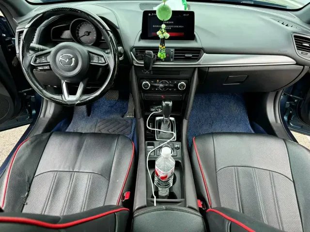 Mazda CX-4 — Фото автомобиля 7