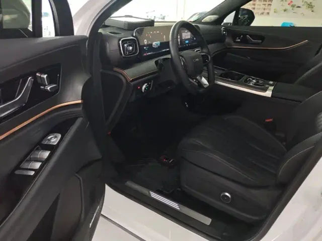 Chery Tiggo 9 — Фото автомобиля 15