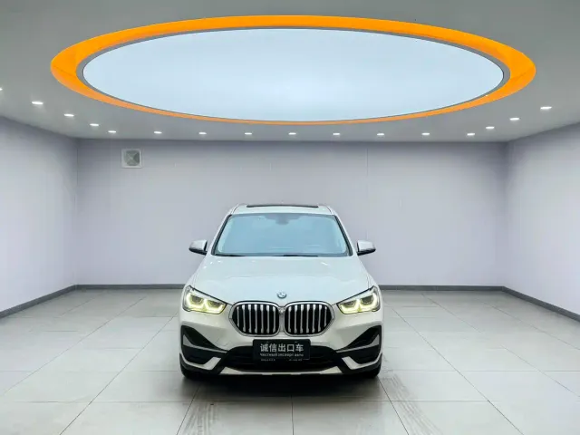 BMW X1 — Фото автомобиля 2