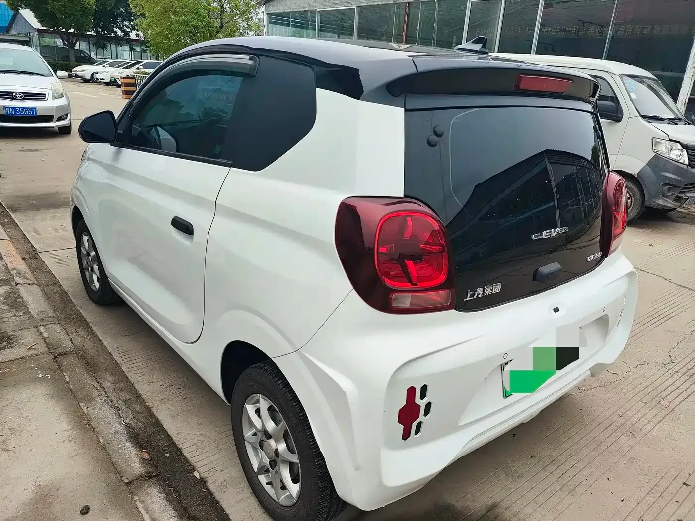 Roewe Kaiwei CLEVER 2022 311km Vitality Bobo Edition — Фото автомобиля 4