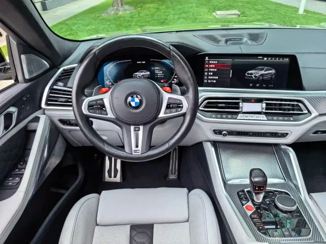 BMW X6 M — Фото автомобиля 16