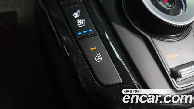 Kia Seltos Новый Seltos Бензин 1.6 турбо 2WD — Фото автомобиля 3