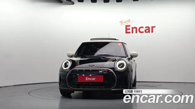 MINI Cooper — Фото автомобиля 3