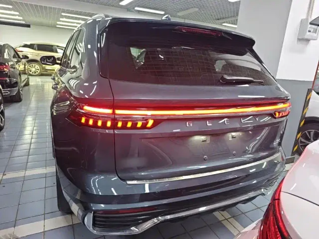 Geely Xingyue L — Фото автомобиля 5