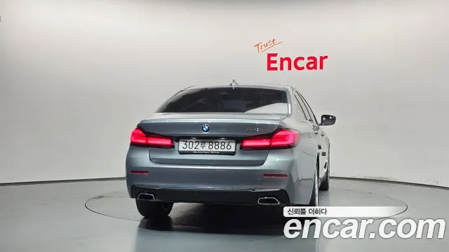 BMW 5 Series G30 — Фото автомобиля 4