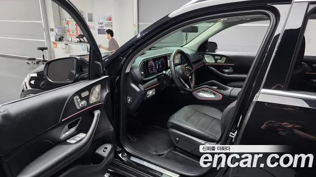 Mercedes-Benz GLE-Class — Фото автомобиля 15