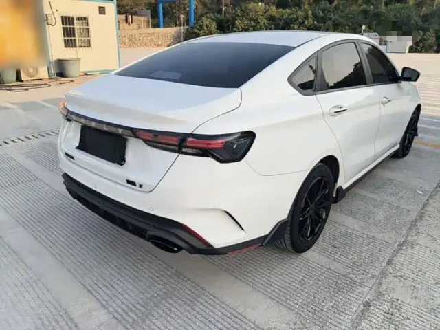 Geely Binrui — Фото автомобиля 6