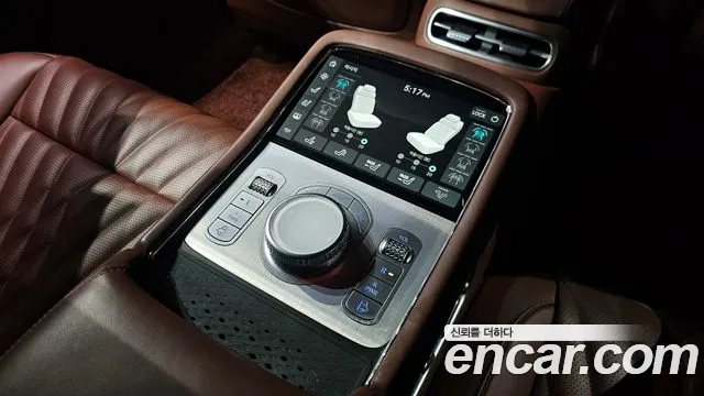 Genesis G90 — Фото автомобиля 20