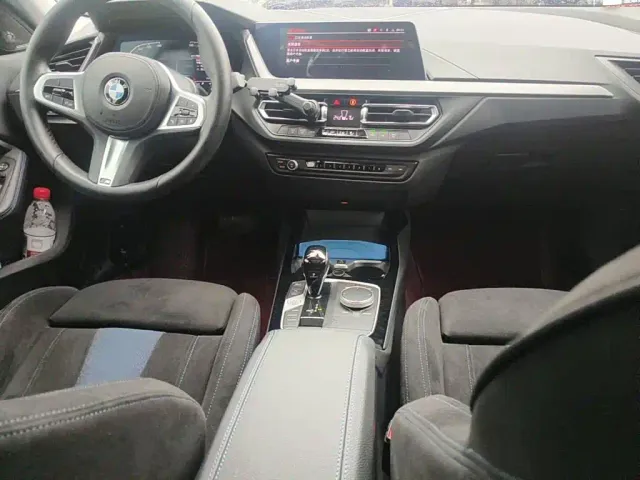 BMW 2 Series — Фото автомобиля 11