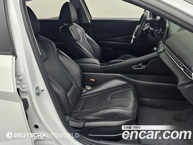 Hyundai Avante CN7 — Фото автомобиля 16
