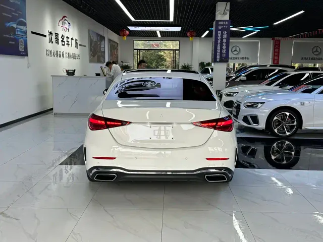 Mercedes-Benz C-Class — Фото автомобиля 8