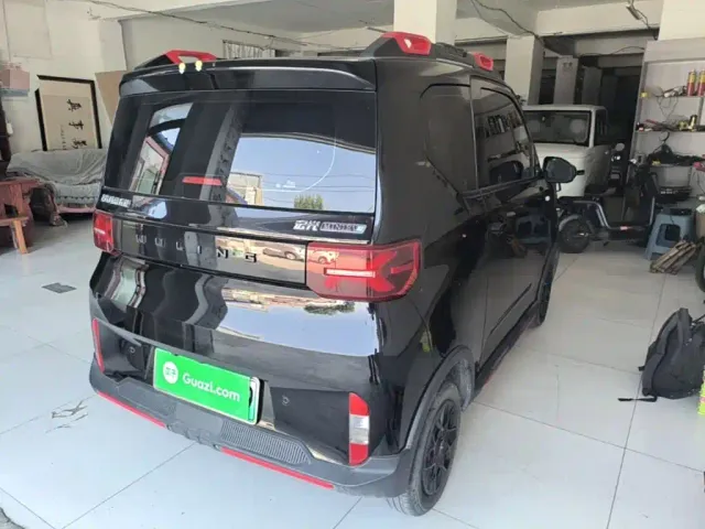 Wuling Hongguang Mini EV — Фото автомобиля 6