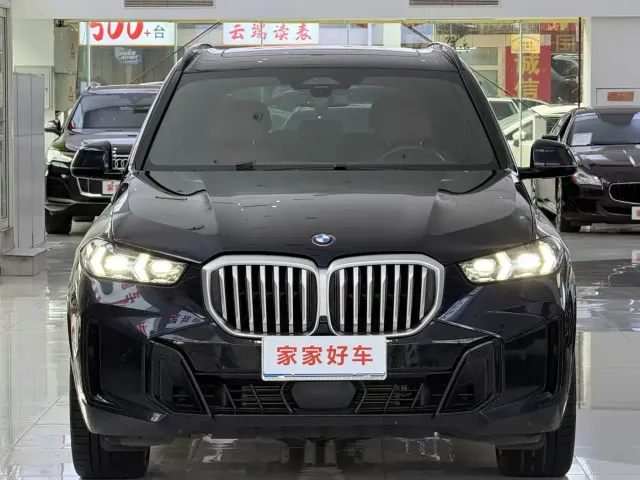 BMW X5 — Фото автомобиля 3