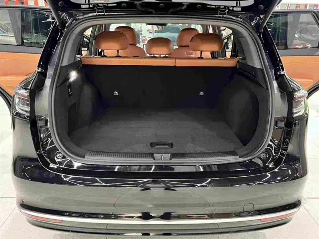 Shangjie SUV — Фото автомобиля 4