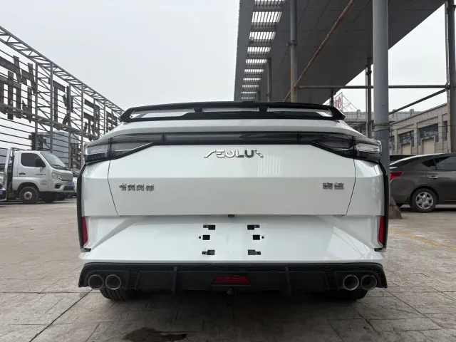 Dongfeng Yixuan — Фото автомобиля 6