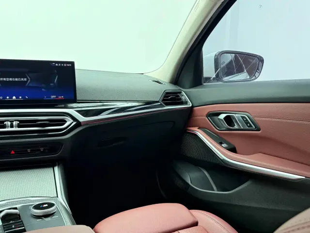 BMW i3 — Фото автомобиля 11