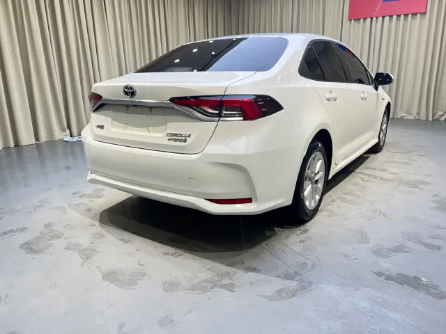 Toyota Corolla — Фото автомобиля 4