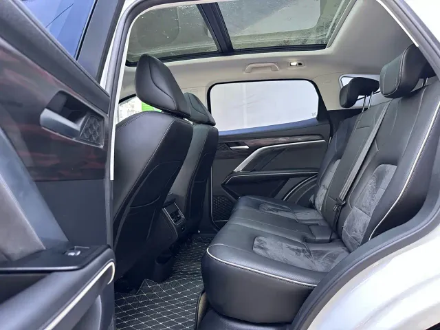 Haval H6 — Фото автомобиля 9