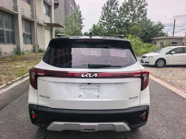 Kia Seltos — Фото автомобиля 4