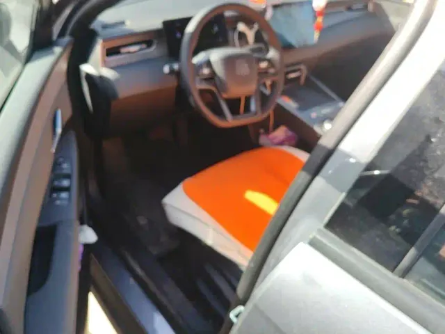 BYD Qin PLUS — Фото автомобиля 9