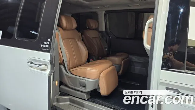 Hyundai Staria — Фото автомобиля 11