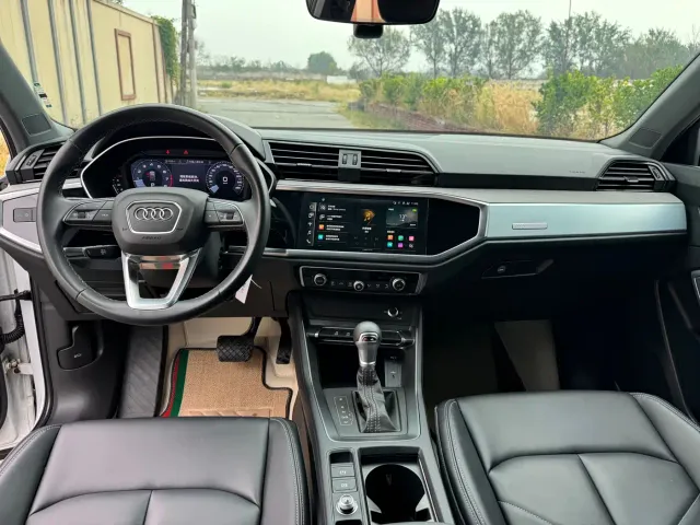 Audi Audi Q3 2024 35 TFSI Progressive Elegance — Фото автомобиля 9