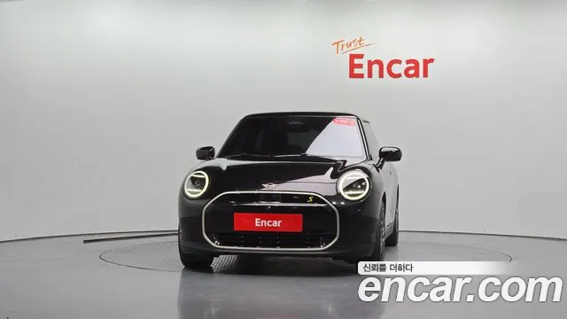 MINI Cooper — Фото автомобиля 3