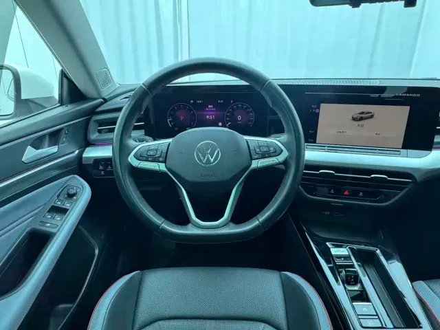 Volkswagen Lamando — Фото автомобиля 11