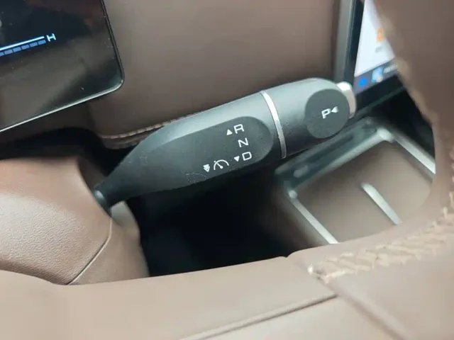 Wuling Starlight 730 — Фото автомобиля 13