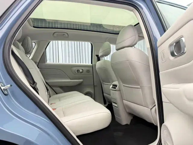 Leapmotor B10 — Фото автомобиля 15