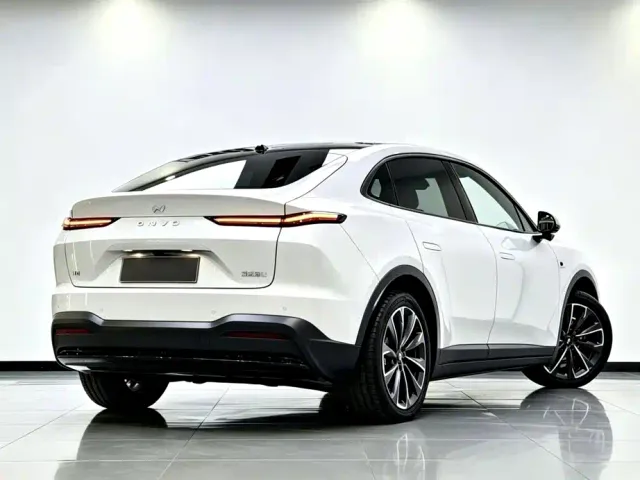 Onvo L60 — Фото автомобиля 2