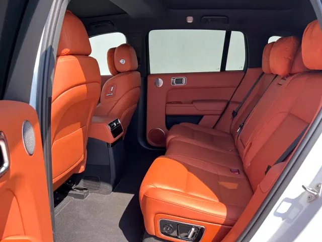 Li Auto L7 — Фото автомобиля 13