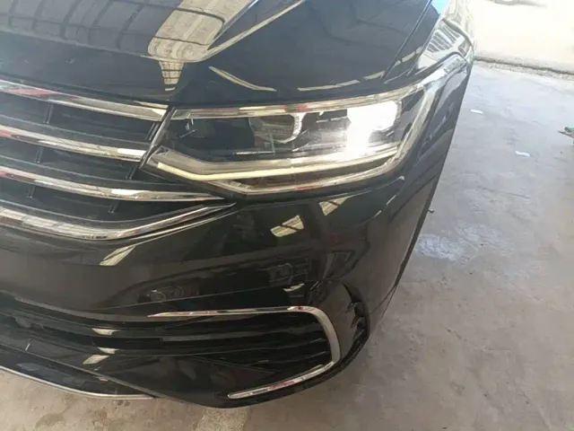 Volkswagen Tiguan L — Фото автомобиля 23