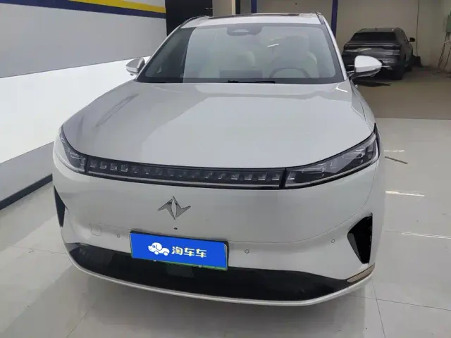 Dongfeng eπ 008 — Фото автомобиля 2