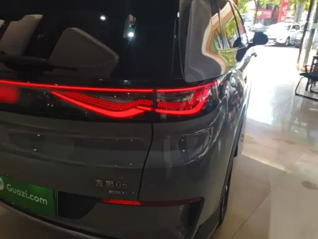 BYD Sealion 05 EV — Фото автомобиля 7