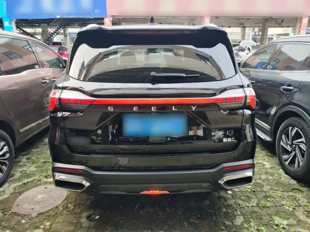Geely Haoyue L — Фото автомобиля 5