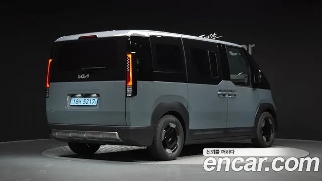 Kia PV5 — Фото автомобиля 2