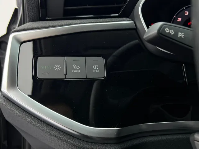 Audi Q3 — Фото автомобиля 16