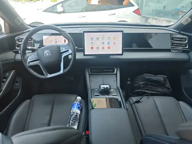 BYD Qin L — Фото автомобиля 9
