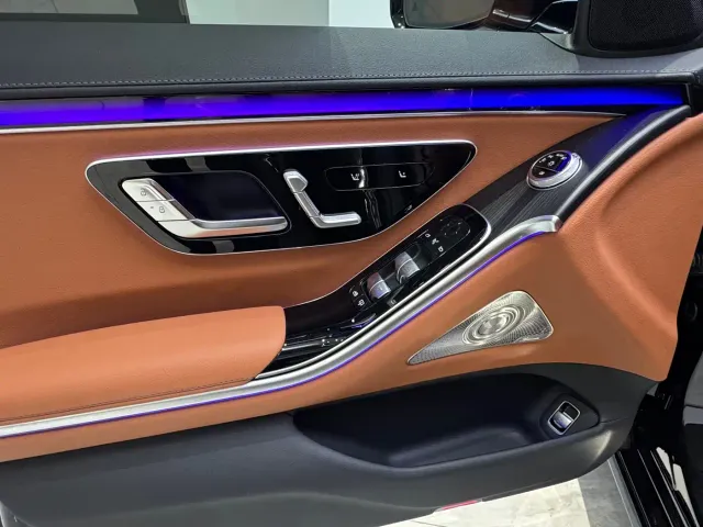 Mercedes-Benz S-Class — Фото автомобиля 10