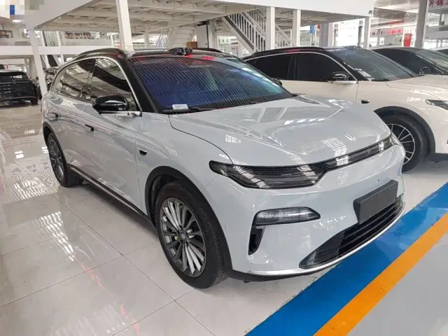 Leapmotor C11 — Фото автомобиля 3