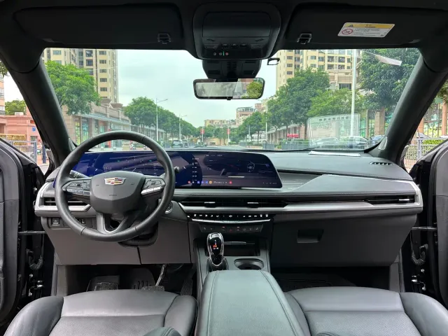 Cadillac XT4 — Фото автомобиля 10