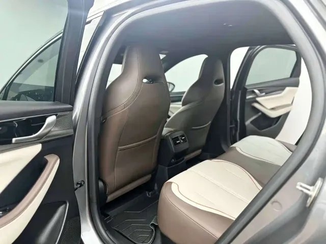 BYD Qin PLUS — Фото автомобиля 5