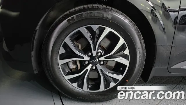 Kia Canival Carnival 4 поколение Дизель 11 мест Prestige — Фото автомобиля 5