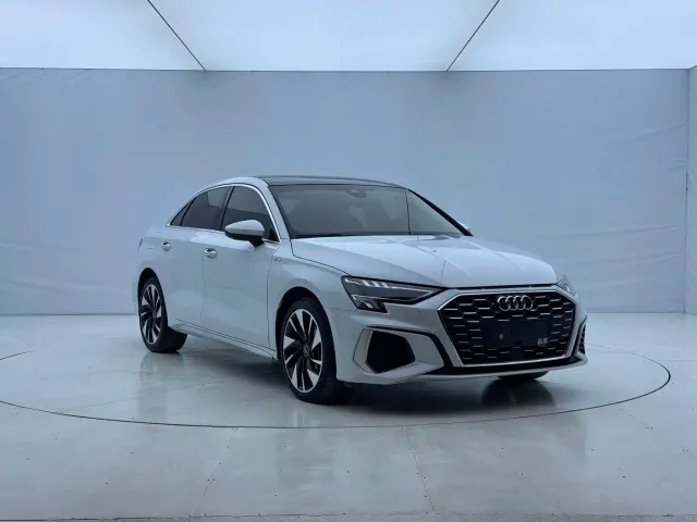 Audi A3 — Фото автомобиля 3
