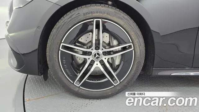 Mercedes-Benz E-Class W214 — Фото автомобиля 5