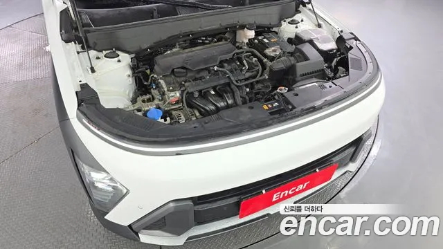 Hyundai Kona Kona (SX2) Бензин 2.0 2WD — Фото автомобиля 6