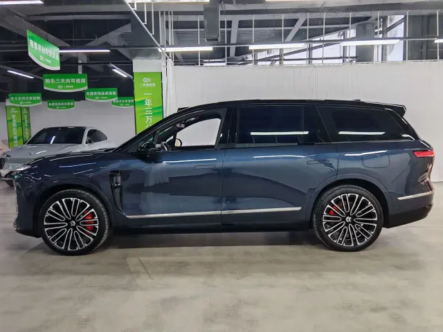 Nio ES8 — Фото автомобиля 7