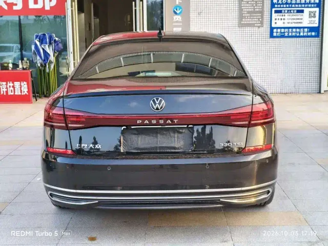 Volkswagen Passat — Фото автомобиля 8