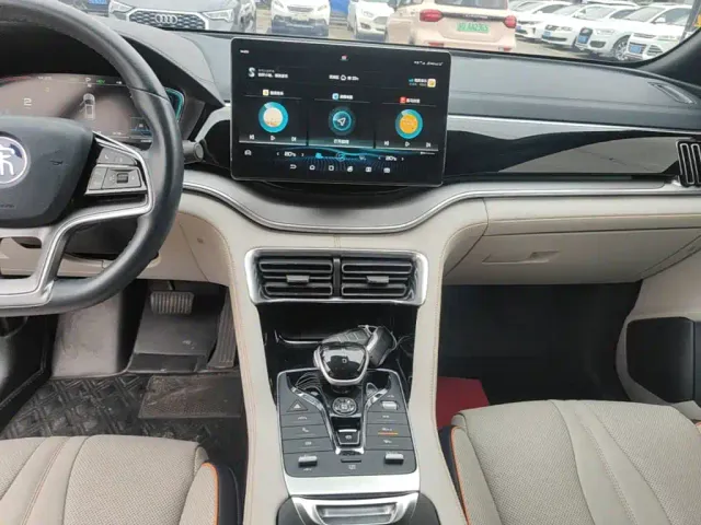 BYD Song PLUS — Фото автомобиля 12